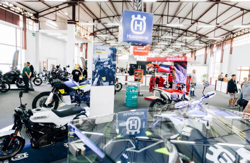 MOTOS GASGAS Y HUSQVARNA VALSEBIKE EN MOTOWN - Gran Canaria